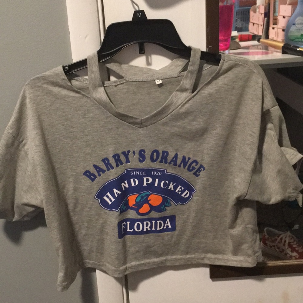 Grey cropped top
